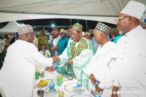 Read more about the article Dr Mahamudu Bawumia joined Imams, Zongo Chiefs and the Muslim Community in Shukura, and Sabon Zongo in Accra, for Tafseer and Iftar Yesterday evening.